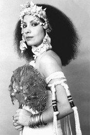 Clara Nunes as in Clara Guerreira