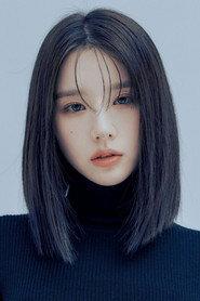 HeeJin as Self (HeeJin) in LOONA On Wave [LOONATHEWORLD : &] 2021