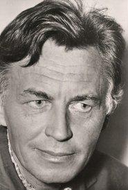 Wolfgang Stumpf as Stern in The Bridge 1959