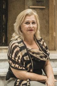 Rosana Stavis as Vânia in Small Uprisings 2023