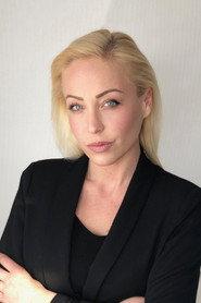 Tess Spentzos as Tess in Isthmus 2021