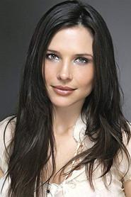 Chella Ferrow as Sussie in White Devils 