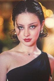 Isabella Palma as Mariana in Framed 2024