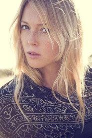 India Oxenberg as Mattie in The Vector File 2002