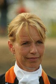 Anky van Grunsven as in Op stap met Dirk Scheele de Film 2018