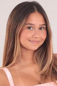 Nathália Costa as Flor in D.P.A. e a Biblioteca Banida 2023