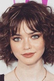 Eve Moon as Betsy in Jimmy's Jungle 2020