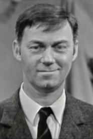 Bernard Sancy as Le Professeur Doutkine in Je veux voir Mioussov 1969