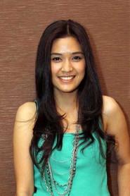 Chindy Anggrina as Farah in Horror in Facebook 2010