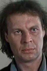 Michael Lampert as Sergey Zhuravlik — arkhitektor, otets 15-letney docheri in In the Russian Style 1991