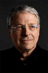 Lawrence Kasdan as Self in Five Came Back 2017