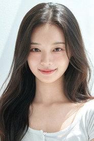 Choi Da-eum as Jeong Ju-ri (young) in 19 39 