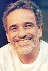 Aderbal Freire Filho as Valadares in Dente por Dente 2020
