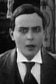 Sergei Kvasnitskii as Yartsev's servant in The Pearl Necklace 1915