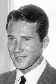 Manuel Dos Santos as Himself in Torero! 1957