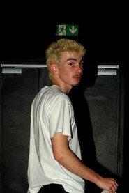 Rémi Garet as Gangster Corse in Skibidi Mallette 