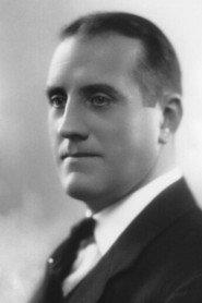 Gregory Stroud as Pish-Tush in The Mikado 1939