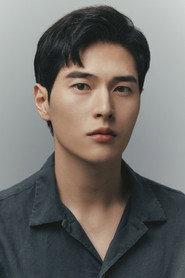 Jung Jae-bin as Min Jun in Three of Us 2022