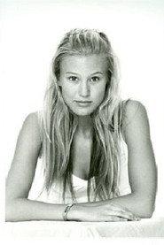 Rosanna Munter as Petra in Eva & Adam: Four Birthdays and a Fiasco 2001
