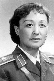 Li Enqi as 方母 in Te ji jing bao 333 1983