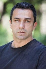 Antonio Buonanno as Mario in Non sono nessuno 2014