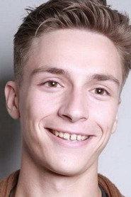 Nikita Manilov as Anton Losev in Kaleydoskop sudby 2017