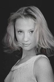 Klára Sochorová as Klára in Po letech 1996