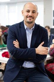 Sergio Molina as in Beethoven é pop