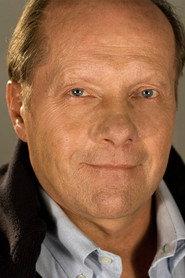 Robert Kostyra as Factor in The Governor's Company of Adventurers 2011