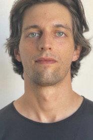 Giovanni Rudello as Soldato Massimo in L'ospite 2025