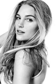 Leandra Martin as Victim in The Girl and the Bull 2019