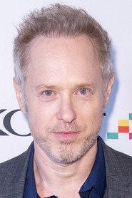 Raphael Sbarge as Glenn in Risky Business 1983