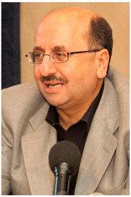 Samih Maaytah as Self - Interviewee / Journalist in HALEMEH 2003
