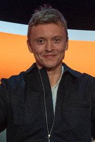 Nicolaas Veul as Self in Gay Meets Girl 2013