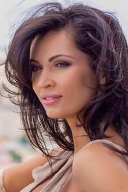 Nicoleta Luciu as Sonia Ghitescu in Tears of Love 2006
