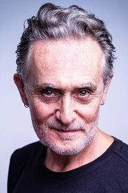 Ian Crowe as Derek in Daisies in December 1995