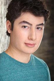 Jose Alvarez as Rafael in Icebox 2016