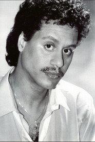 Larrry Dunn as self in Earth Wind & Fire: Shining Stars 2001