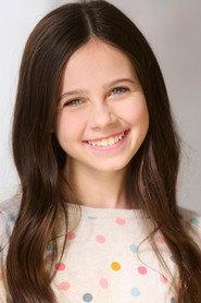 Charlie Storey as Isobel in Sister Dating Swap 2023