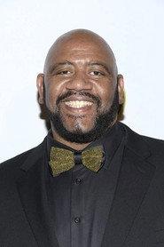 Bubba Ganter as Mayor in 10 Eyes 2022