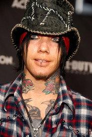 DJ Ashba as Lead Guitar in Guns N' Roses - O2 Arena, London 2012