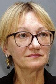Natalya Chepik as жена художника in I Don't Want to Be Unhappy 1983