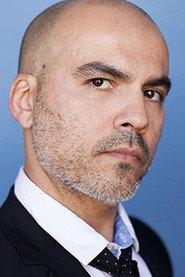 Art Arutyunyan as Bus Commuter in Submittan 2022