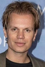Søren Le Schmidt as Pierre's father in Petit Pierre 