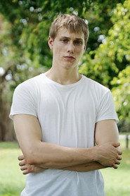 Felix Bertschi as Drake in Darwin '74 2025