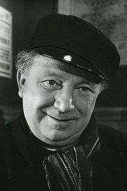 Rasmus Christiansen as in Min kone er husar 1935