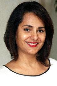 Kitu Gidwani as Tara's Mother in Ok Jaanu 2017