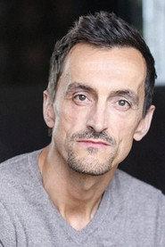 Sébastien Gill as Arnaud in Le Fichier Warziniek 2022