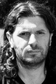 Simone Massi as Se stesso in Animata resistenza 2014
