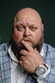 Michael 'Big Smooth' Frazier as Mike in Lena and Snowball 2021